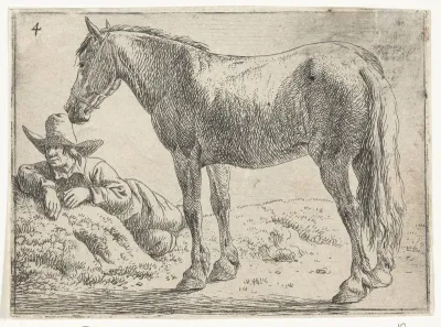 Staand paard met rustende ruiter