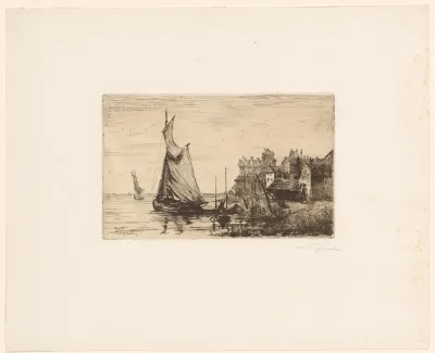 Stad aan het water met zeilschepen