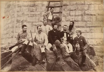Staff of Messrs. Glover & Co., Sindh Bridge (verso)