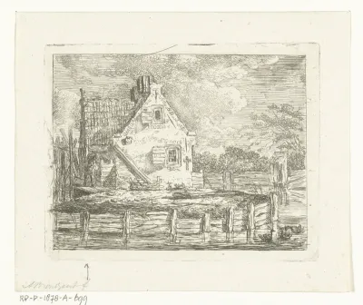 Stenen huis met erf omgeven door water