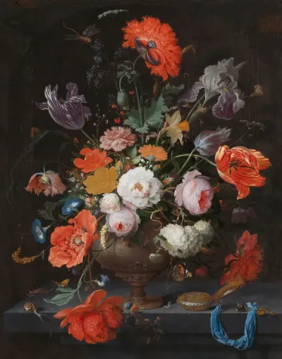 Stilleven met bloemen en een horloge