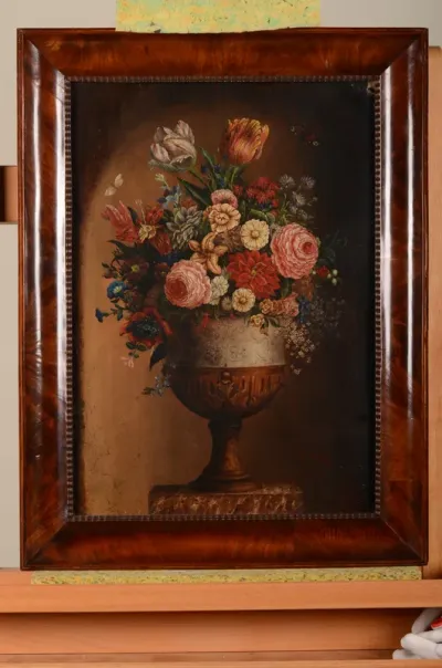 Stilleven met bloemen en vlinders