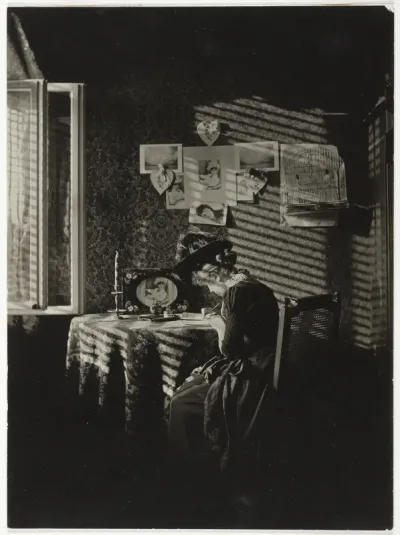 Sun Rays—Paula, Berlin