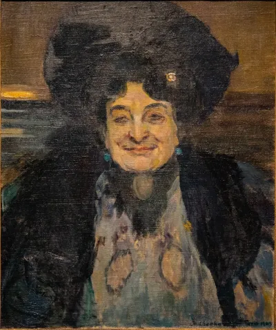 The vocalist (Madame de Riau)