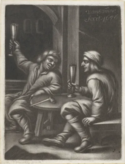 Twee drinkende mannen aan een tafel