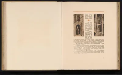 Twee jongens bij een klooster in Pheneus
