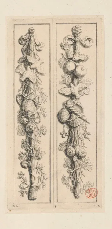 Twee pilasterfestoenen met duiven, schelpen en parelsnoeren in de noordelijke galerij van het Stadhuis op de Dam