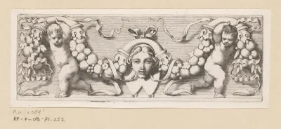 Twee putti met een guirlande van fruit