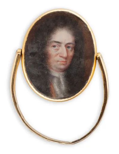 Two portraits of men mounted on signet ring