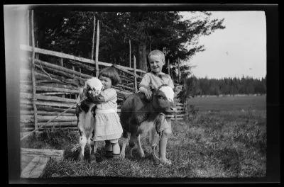 Uhran ja Tom Simbergin kesäiset leikkitoverit Ähtärissä