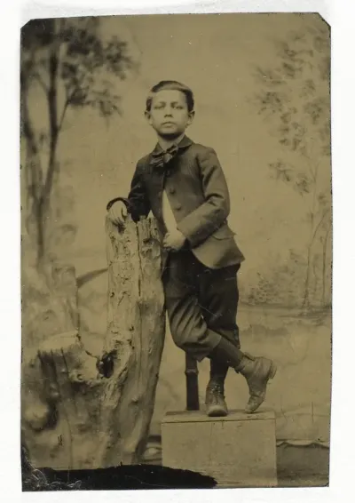 Untitled (Portrait of Boy Leaning)
