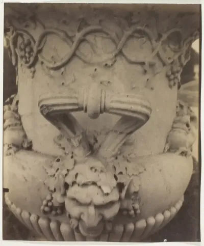 Versailles, Vase (Detail)