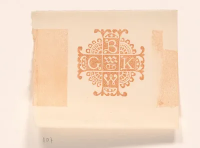 Vignet met letters B, K, W en G
