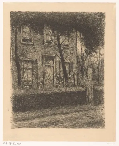 Voortuin van een huis met heg