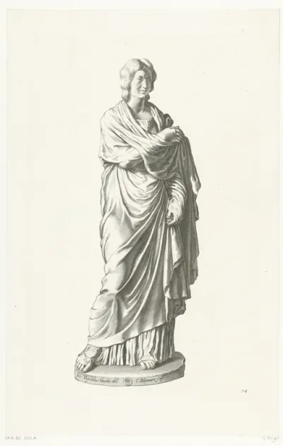 Vrouw gehuld in een mantel