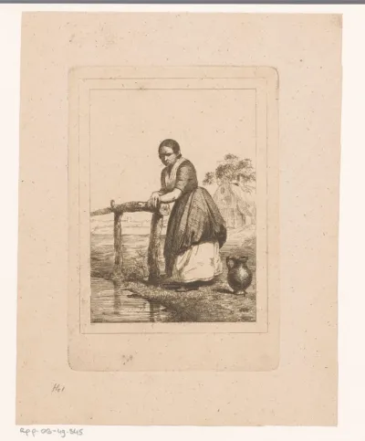 Vrouw met kruik staand aan het water, leunend op een boomstam