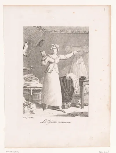 Vrouw staand in een jurk met een boek in de rechterhand in een kamer