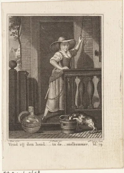 Vrouw voor een huis bij een hond in een emmer