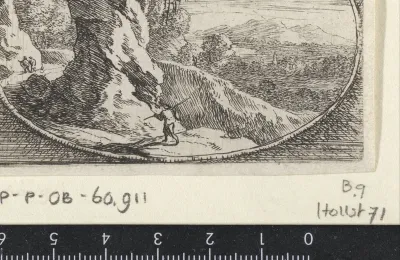 Wandelaar in een rotsachtig landschap