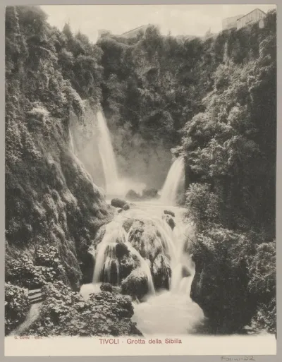 Waterval bij de Grotta della Sibilla in Tivoli