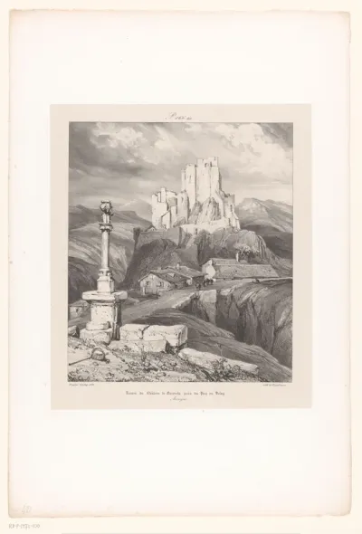 Zicht op de ruïnes van het kasteel van Bouzols dichtbij Le Puy-en-Velay