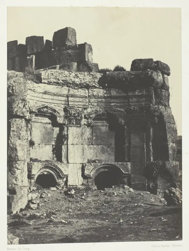 Baalbeck (Héliopolis), Hémicycle De L'Enciente Des Temples Du Soleil Et De Jupiter; Syrie