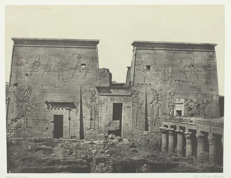 Drômos et Philônes, Grand Temple d'Isis à Pilônes; Nubie, plate 72 from the album "Egypte, Nubie, Palestine et Syrie" (1852)