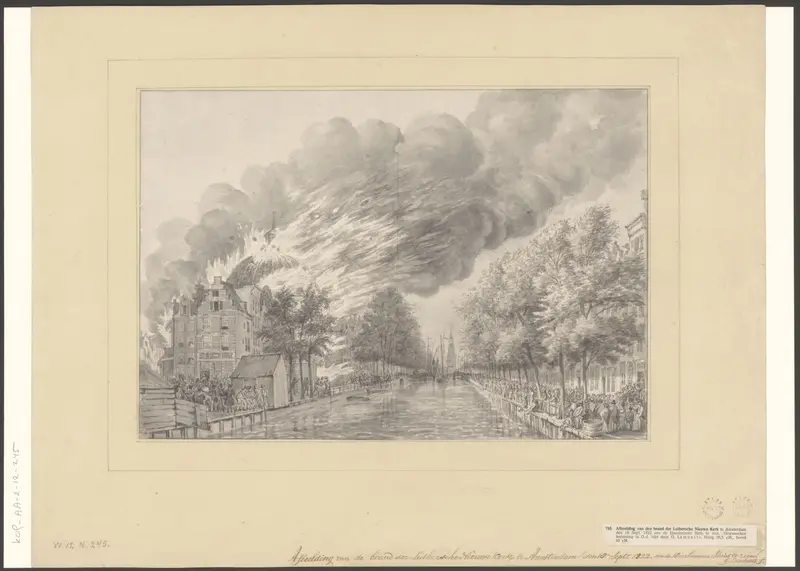 Gezicht op de brand van de Ronde Lutherse Kerk op 18 september 1822 Wall Art by Unknown - High-Resolution Digital Print