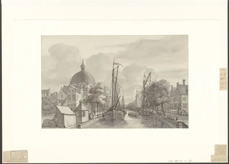 Gezicht op de Ronde Lutherse Kerk aan het Singel Wall Art by Unknown - High-Resolution Digital Print