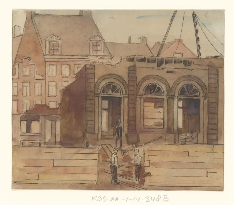 Gezicht op een bouwterrein aan de Nieuwezijds Voorburgwal Wall Art by Unknown - High-Resolution Digital Print