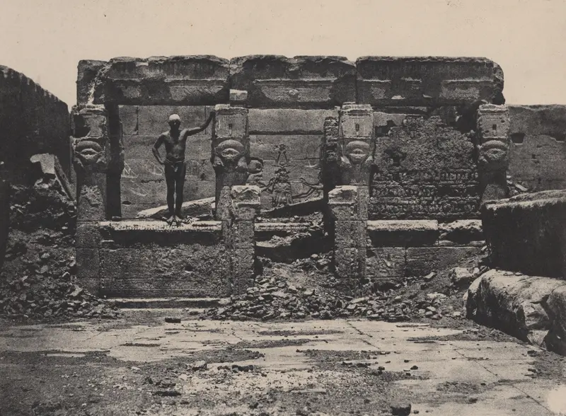Grand Temple de Dendérah (Teutyres), Haute-Egypte, plate 17 from the album "Egypte, Nubie, Palestine et Syrie" (1852)