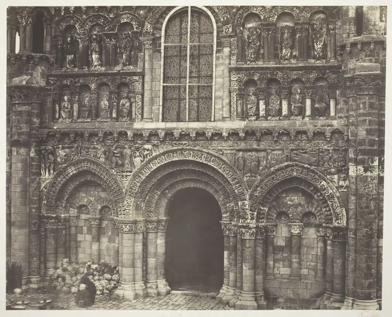 Notre Dame de Poitiers (Vienne), West Facade