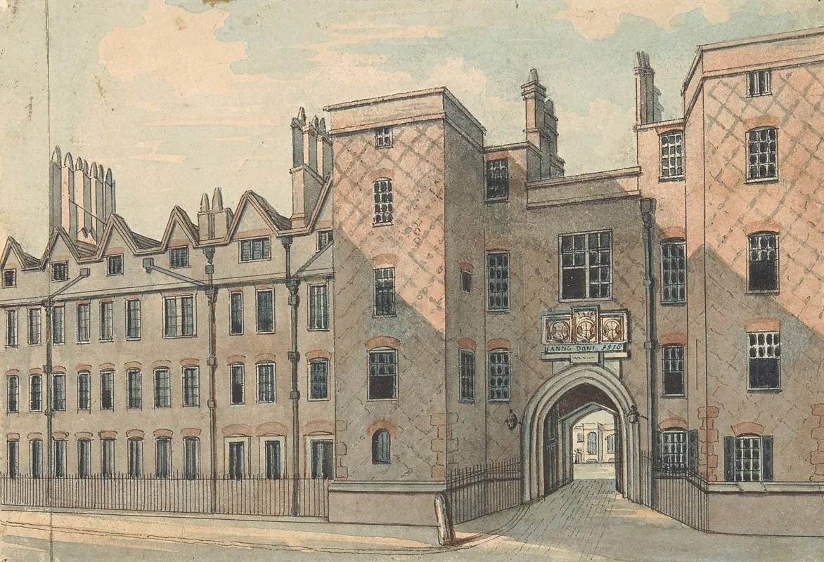 Lincolns Inn Gate 2